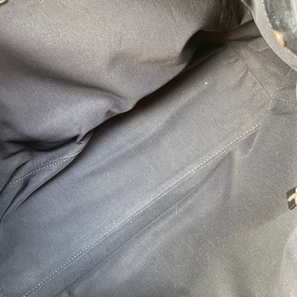 Chanel Caviar Black Leather Tote + Dustbag - Picture 15 of 15